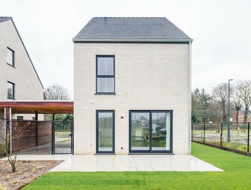                                         Woning te koop in Oostakker, € 466.718

