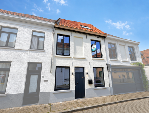                                         Maison à louer à Brugge, € 1.295
