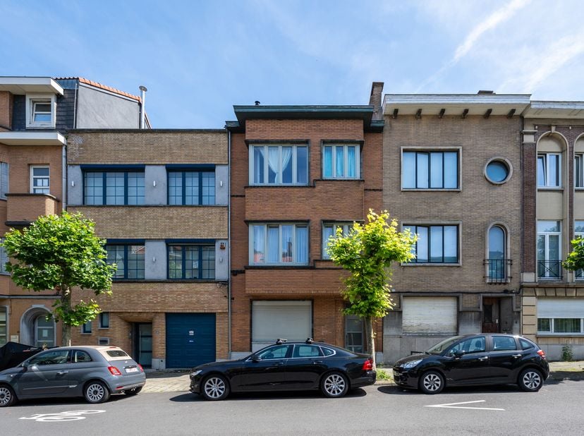 Appartement te koop in Avenue Maurice Maeterlinck 9,
                    1030 Schaarbeek