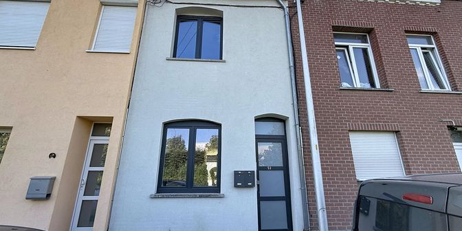 Bedrijfsvastgoed te koop in PIERRE WALKIERSSTRAAT 53, 1600 Sint-Pieters-Leeuw