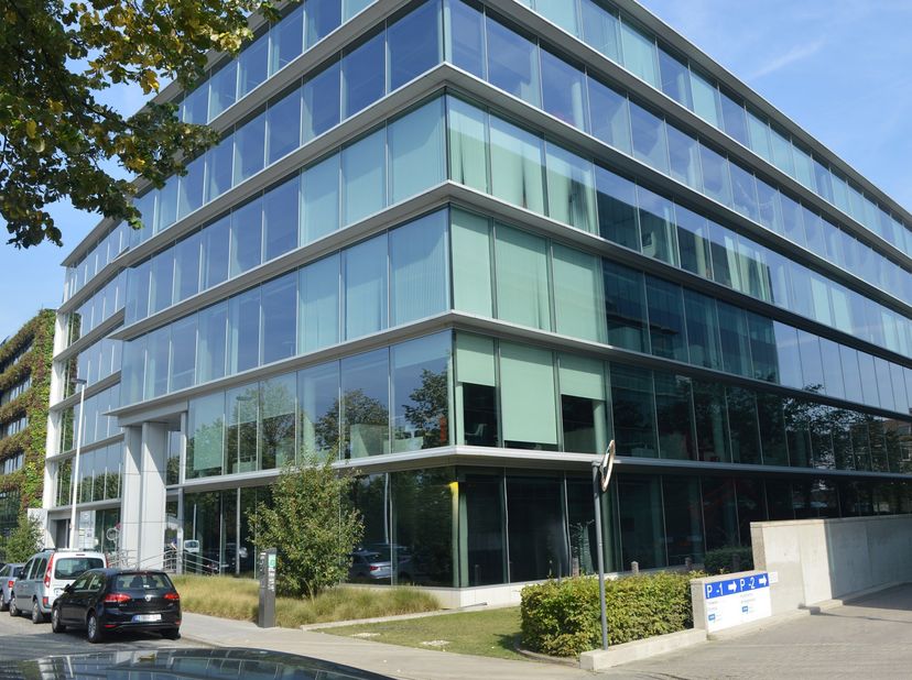 Bien professionnel à louer
                    à 2600 Berchem