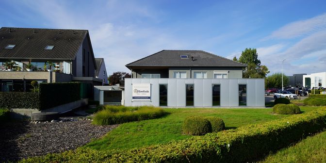 Bedrijfsvastgoed te huur in Oekensestraat 161, 8800 Roeselare