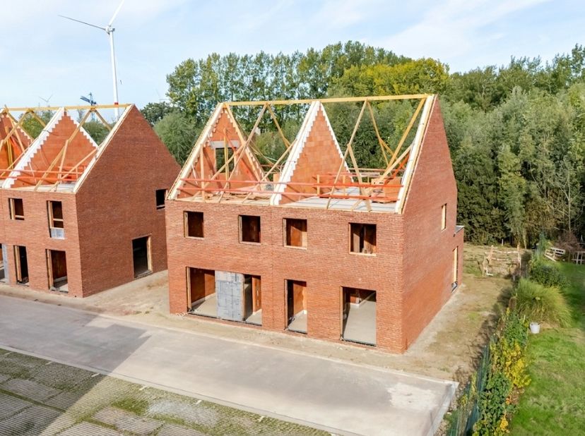 Huis te koop in Emiel Vanderveldestraat 134,
                    2830 Willebroek