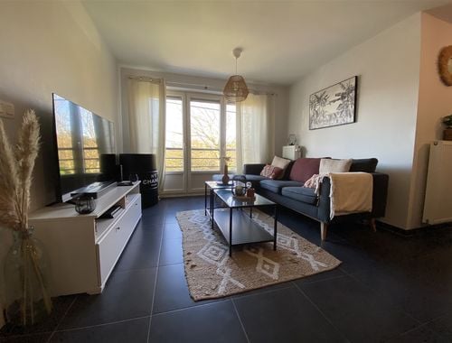                             Appartement à louer à Bon-Secours
