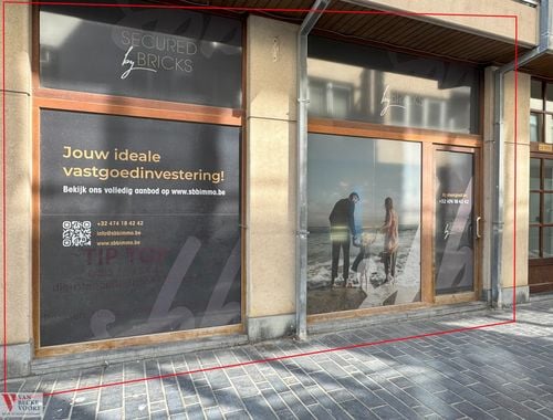                                         Rez-de-chaussée commercial à louer à Oostende, € 850
