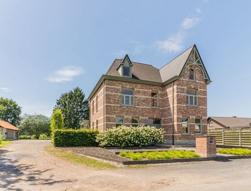                                         Villa te koop in Dessel, € 889.000
