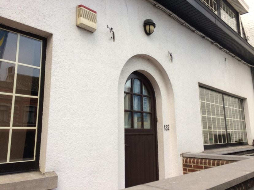MAISON 3 CHAMBRES A LOUER - Haine-St-Paul (La Louvière)<br />
Libre à partir du 01 octobre 2026 – Loyer 1020 €/mois - Charges non incluses – Garantie