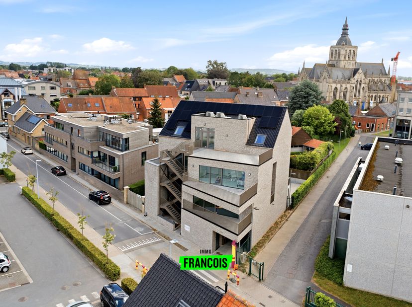 Appartement te koop
                    in 8970 Poperinge