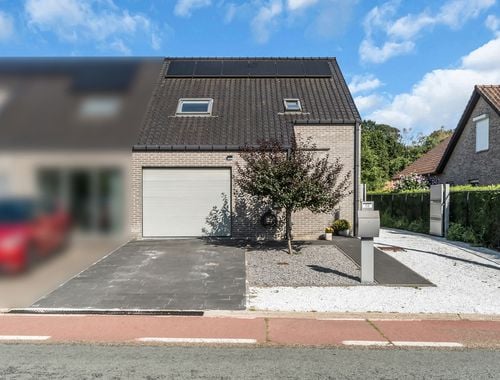                                         Eengezinswoning te koop in Koersel, € 389.000
