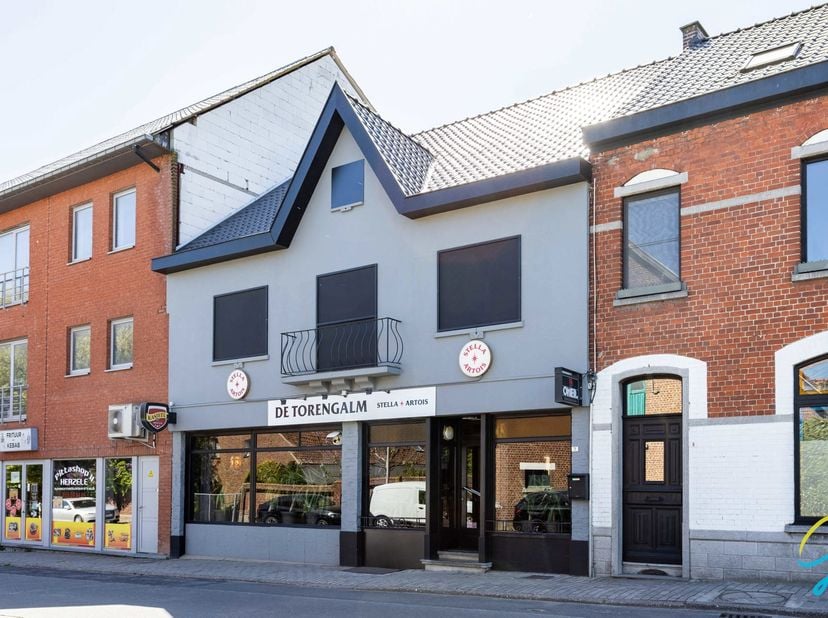 Bedrijfsvastgoed te koop in Stationsstraat 7,
                    9550 Herzele