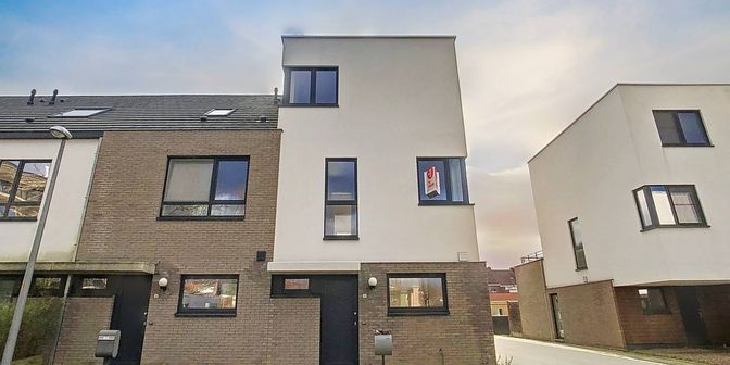 Huis te huur in Camiel Descampsstraat 26, 8500 Kortrijk