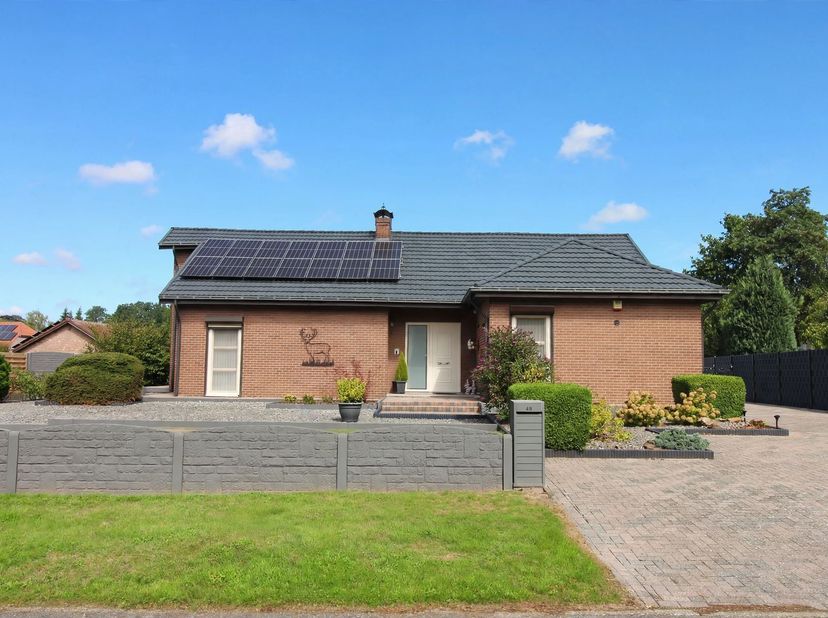 Huis te koop in Albertlaan 40,
                    2400 Mol
