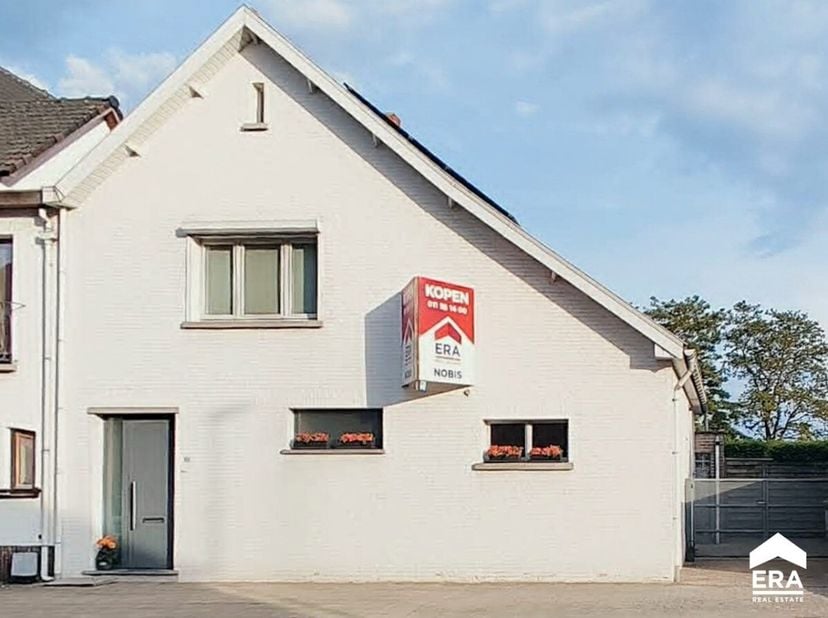 [[ CE BIEN PARTICIPE À LA JOURNÉE MAISONS OUVERTES ERA LE 13/6 DE 11:00 À 12:00 ]]<br />
Ce bien participe à la Journée Maisons Ouvertes ERA. Visitabl