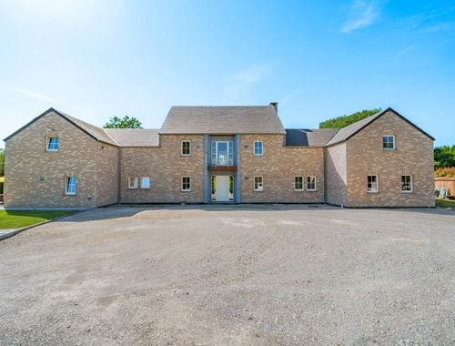                                         Eengezinswoning te koop in Burdinne, € 595.000
