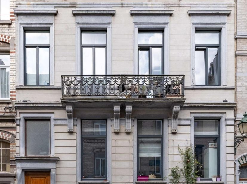 Huis te koop in Serviëstraat 7,
                    1060 Sint-Gillis