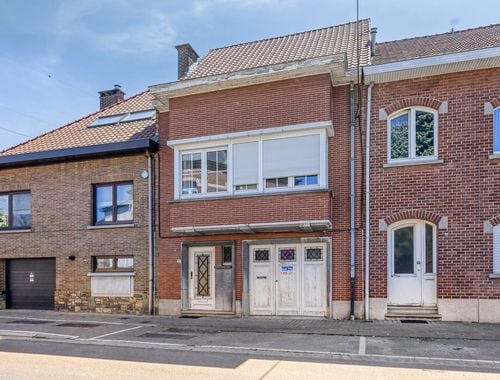                                         Maison unifamiliale à vendre à Ruisbroek, € 325.000
