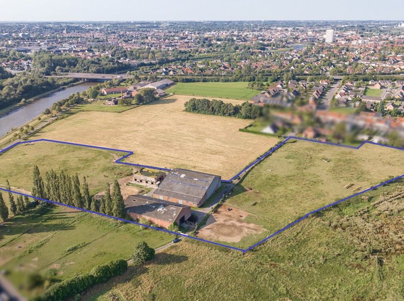 Terrain à vendre
                    à 8520 Kuurne