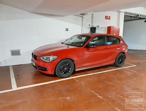                                         Garagebox te huur in Etterbeek, € 110

