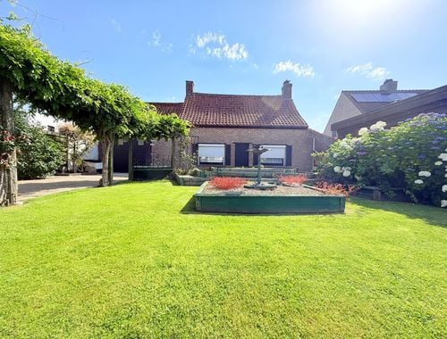                                         Woning te koop in Ichtegem, € 139.000

