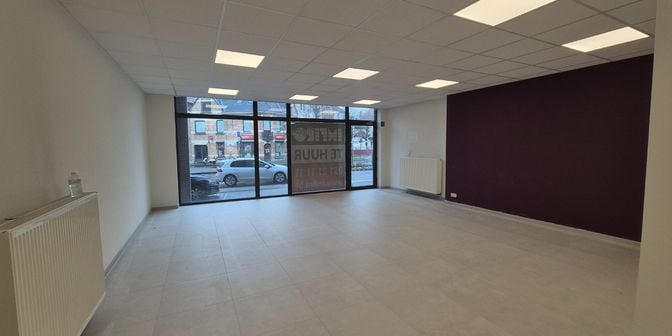 Bedrijfsvastgoed te huur in Sint-Michielsstraat 3A, 8800 Roeselare