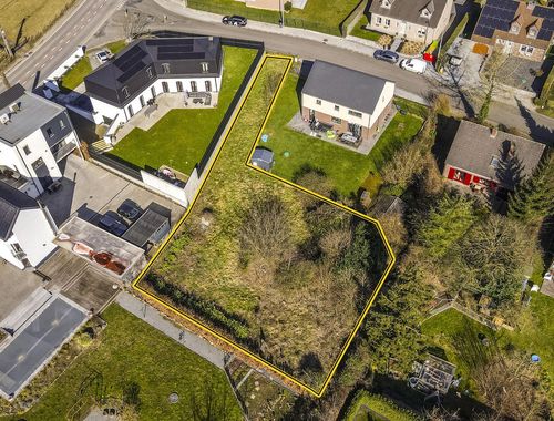                                         Bouwgrond te koop in Bassenge, € 80.000
