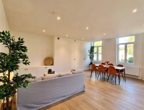                                         Woning te koop in Beloeil, € 395.000

