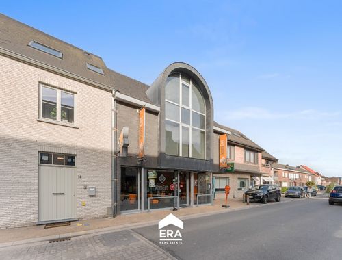                                         Handelspand met woonst te koop in Veldegem, € 585.000
