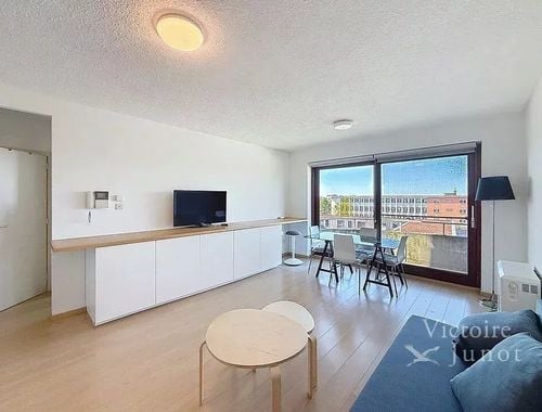                                         Appartement te huur in Sint-Lambrechts-Woluwe, € 1.215
