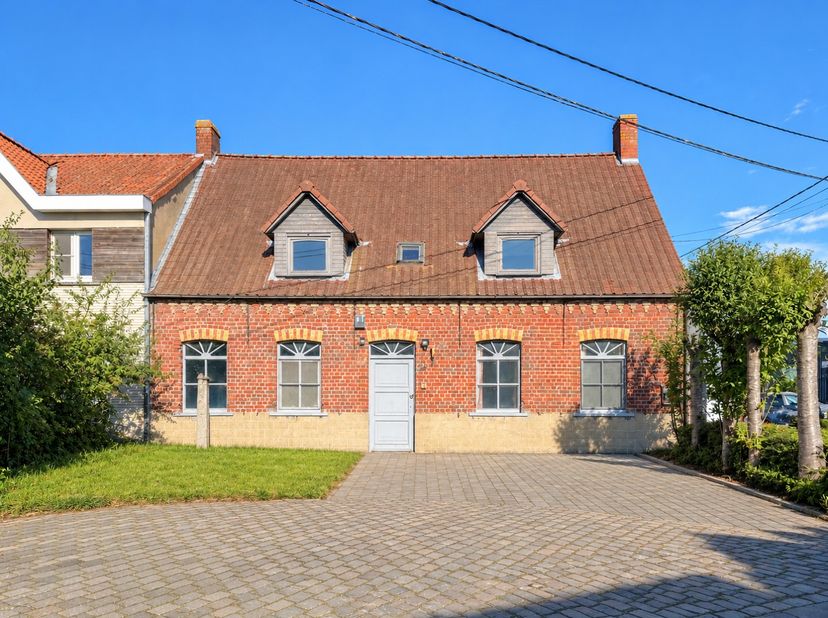 Huis te koop in Wagenmakerstraat 14,
                    8550 Zwevegem