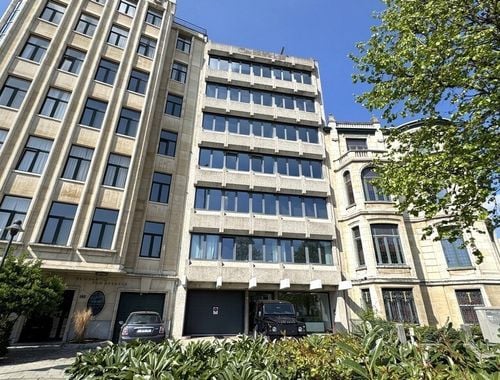                                         Kantoor te huur in Antwerpen, € 1.600
