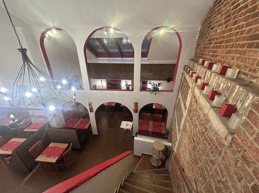 De Muntstraat te Leuven omschrijft men ook wel als het culinaire hart van de Stad. Deze straat biedt een brede waaier aan smaken, culturen, amusement