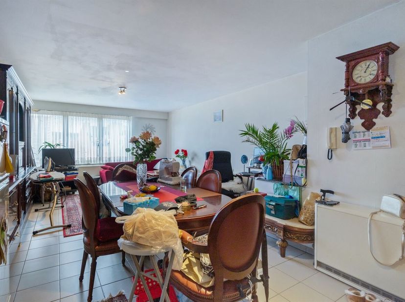Appartement met 1 slaapkamer en terras in Herentals!<br />
Ligging: Centraal gelegen met alle faciliteiten (winkels, scholen, openbaar vervoer, bossen
