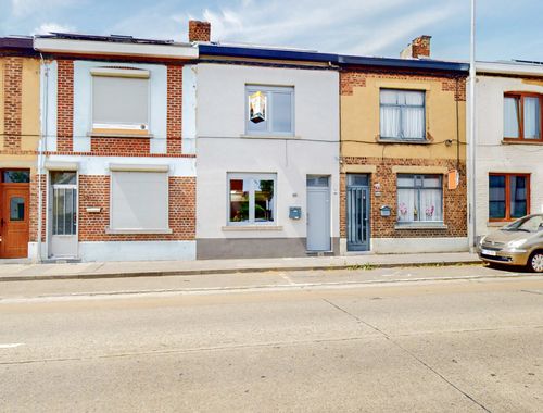                                         Woning te koop in Battignies, € 200.000
