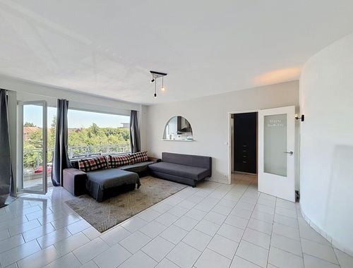                                         Appartement te huur in Sint-Lambrechts-Woluwe, € 1.250
