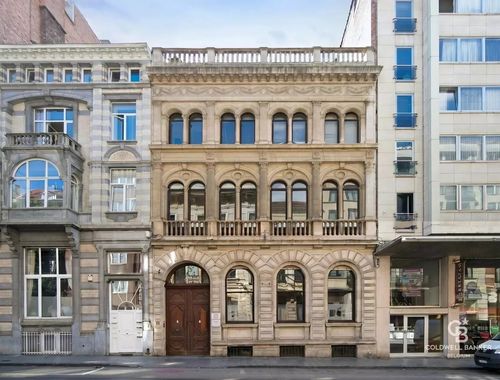                                         Commercieel Gebouw te koop in Sint-Gillis, € 2.700.000
