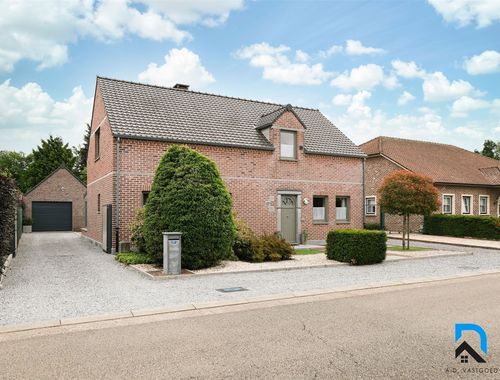                                         Eengezinswoning te koop in Munsterbilzen, € 399.000
