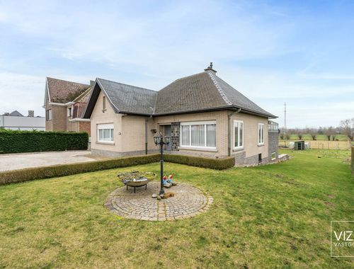                                         Bungalow te koop in Outer, € 420.000
