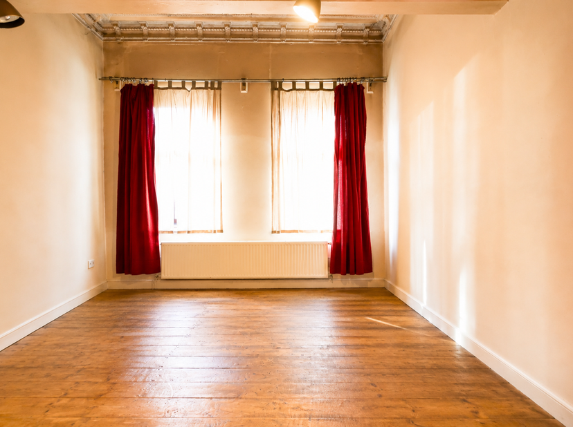 À deux pas du centre de Wavre, découvrez cette opportunité rare un studio idéal pour investissement, offrant une rentabilité immédiate.<br />
Pour un