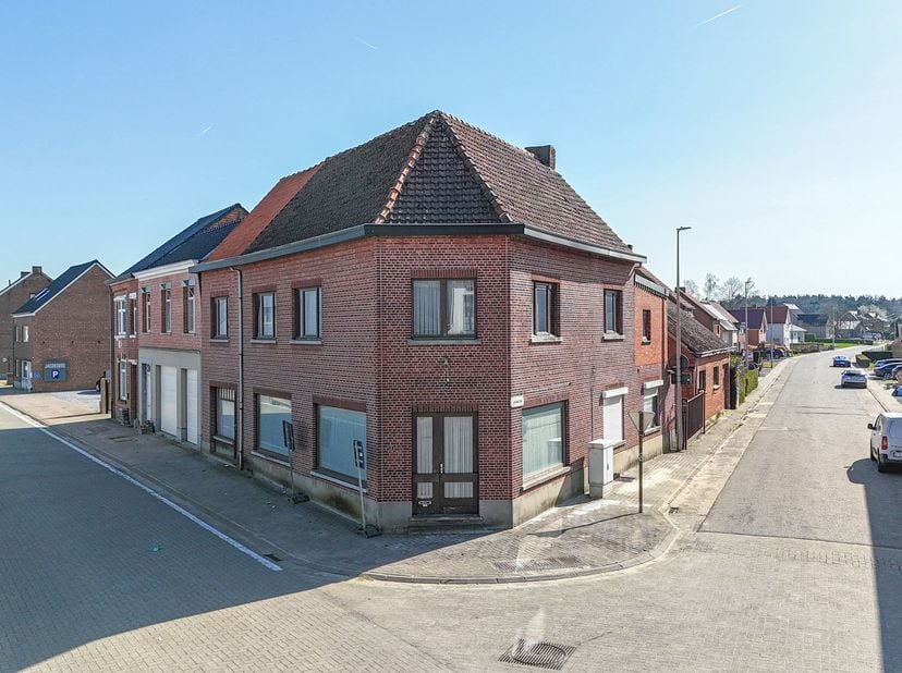 Bij ImmoFusion 7/7 “open huis”: klik op onze 3D-RONDLEIDING.<br />
Ervaar vastgoed alsof je er zelf doorloopt en ontdek deze woning via de virtuele to