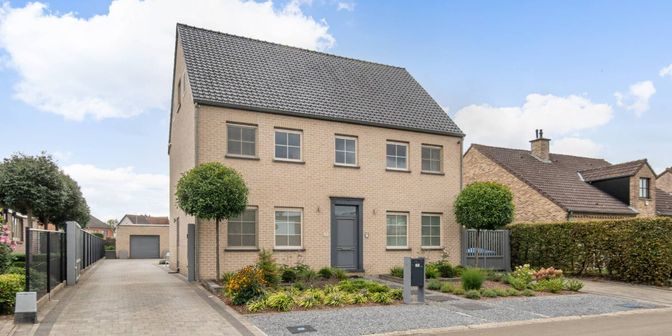 Huis te koop in Begoniastraat 7, 3510 Kermt