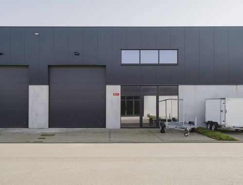                                         Entrepôt à vendre à Moen, € 292.360
