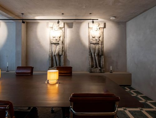                                         Kantoor te huur in Antwerpen, € 2.350
