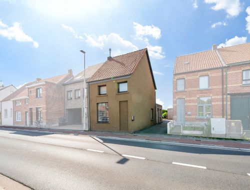                                         Maison à vendre à Sint-Gillis-Waas, € 389.000
