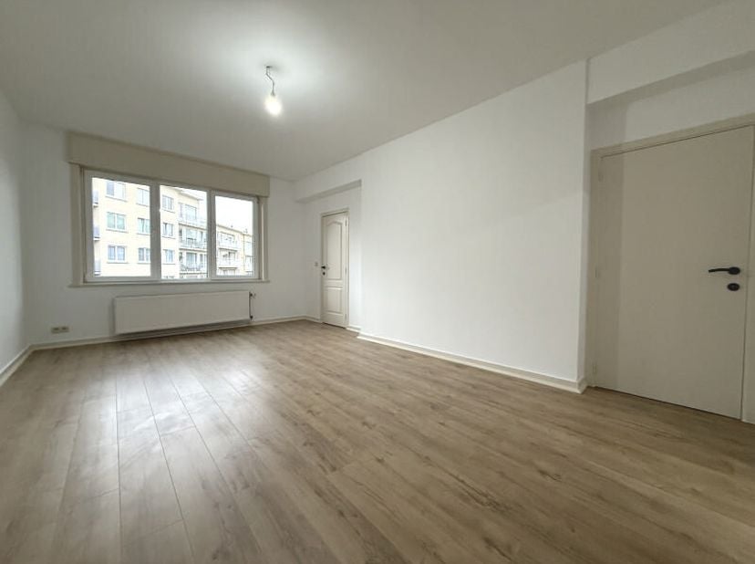 Appartement te huur
                    in 1190 Vorst