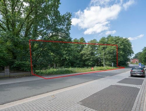                                         Grond te koop in Maaseik, € 180.000
