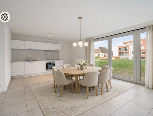                                         Appartement à vendre à Renaix, € 215.000
