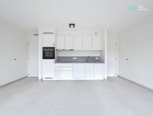                                         Studio te huur in Schaarbeek, € 950
