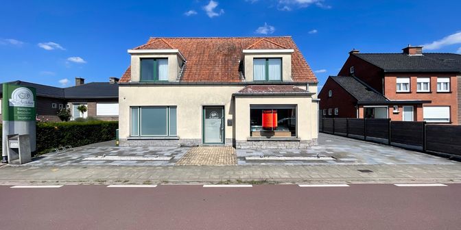 Bedrijfsvastgoed te koop in Generaal Deprezstraat 23, 8530 Harelbeke