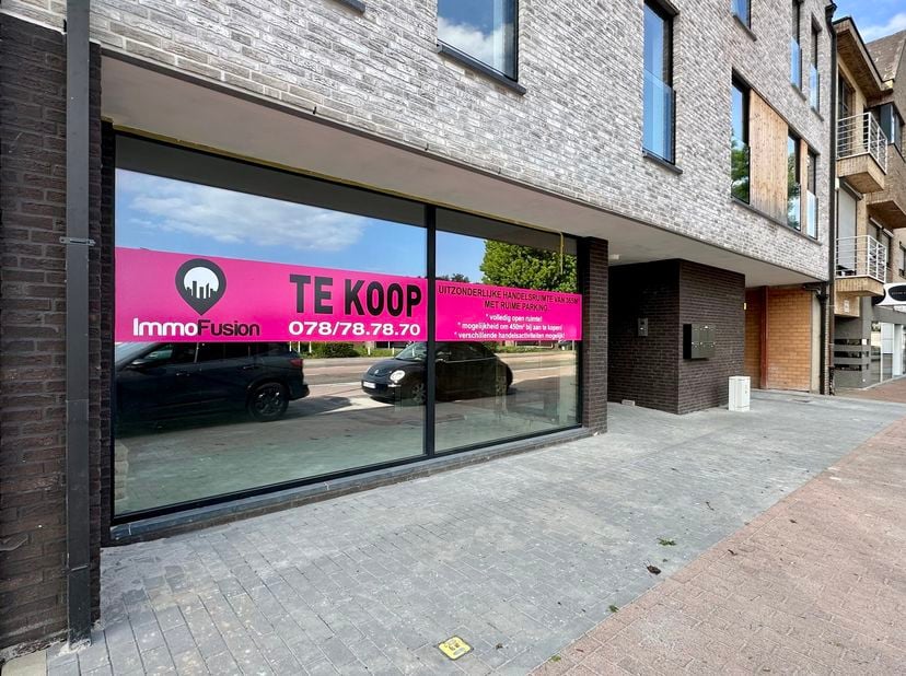 Bien professionnel à vendre à Brugstraat 69 boîte 1,
                    3550 Heusden