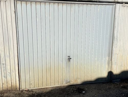                                         Garagebox te huur in Geel, € 70
